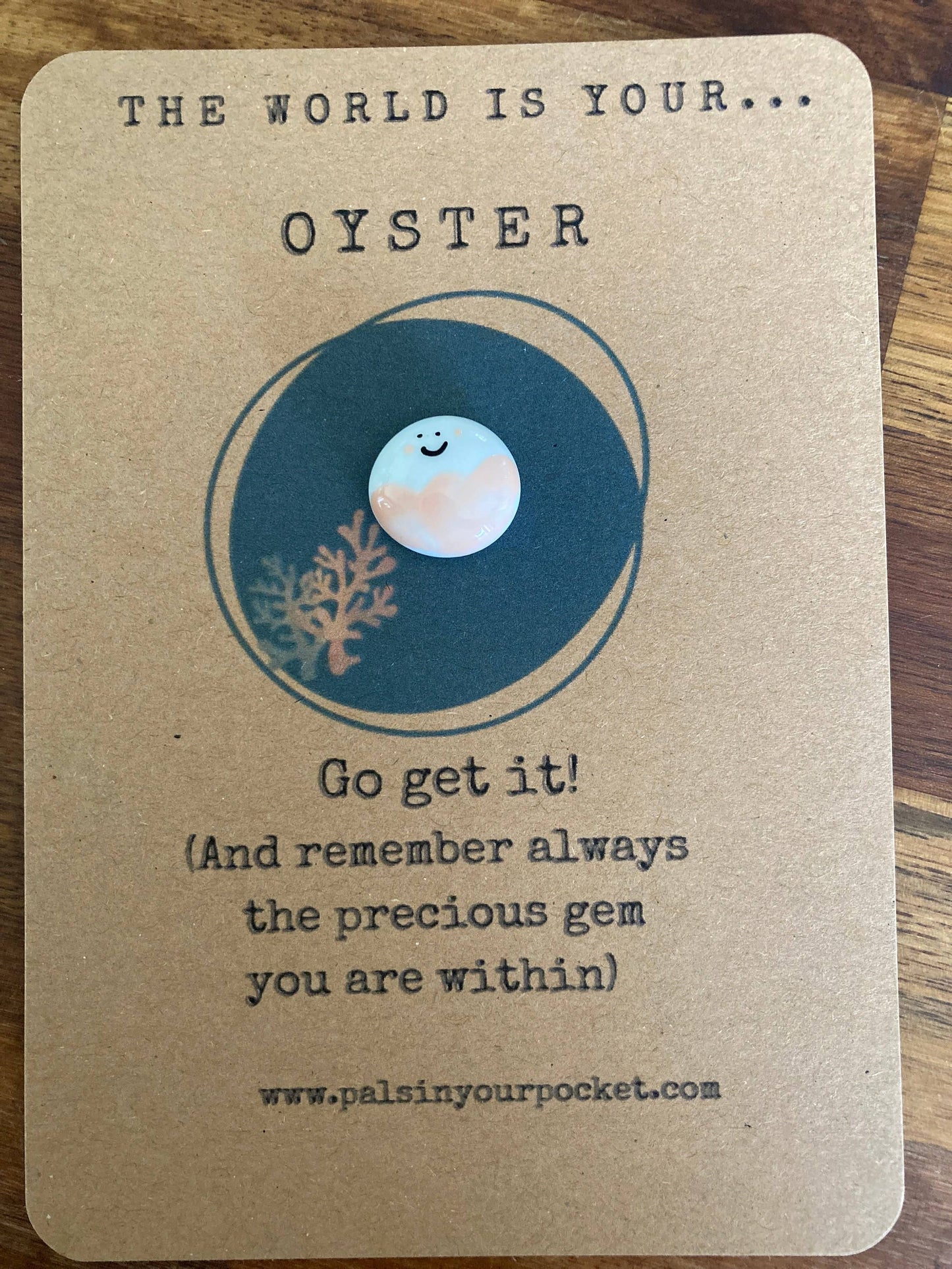 Oyster Pocket Pebble