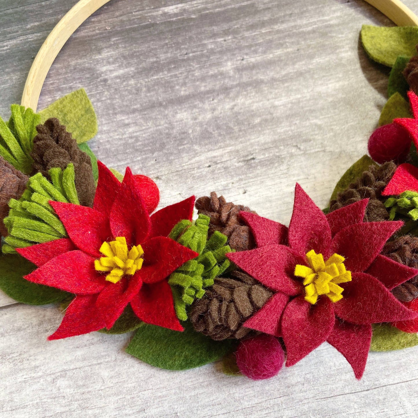 Christmas Felt Flower Wreath Kit
