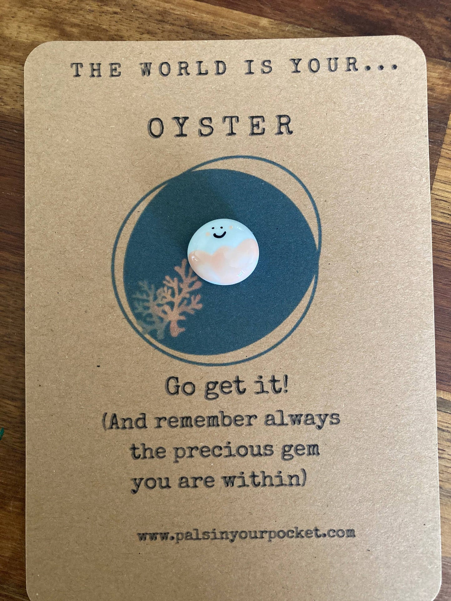 Oyster Pocket Pebble