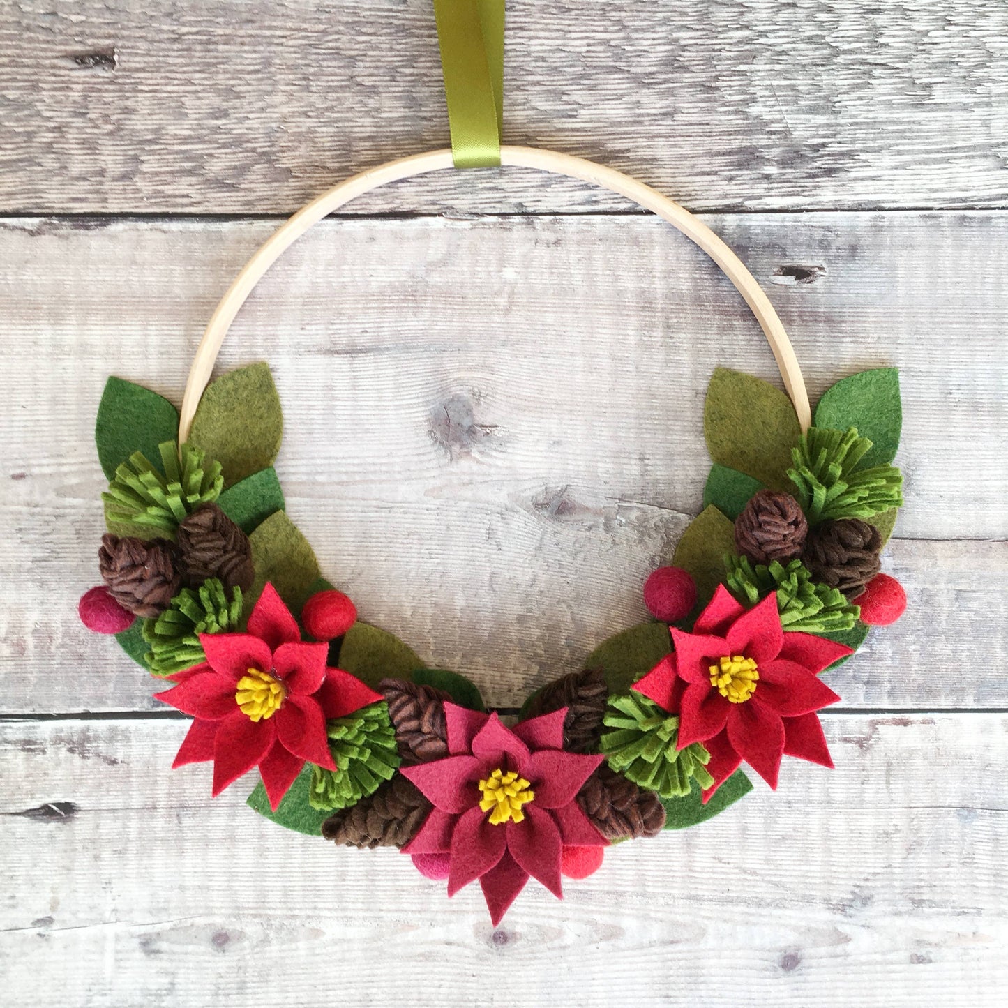 Christmas Felt Flower Wreath Kit